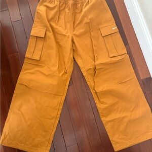 Nike Oversized Cargo Pants- Large